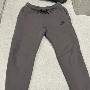 Nike Big kids Stone color Joggers